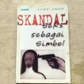 SKANDAL : seks sebagai simbol