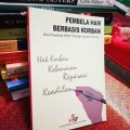 Pembela HAM berbasis korban : hasil penelitian HRSF terhadap sepuluh penyintas : hak korban, kebenaran, reparasi, keadilan