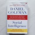 Social Intelligence : The New Science of Human Relationship